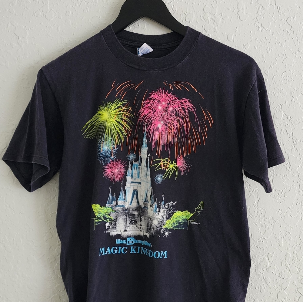 Vintage Walt Disney World's Magic Kingdom Cinderellas Castle Shirt